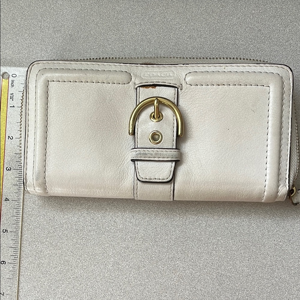 Coach Cream Leather Wallet - Picture 5 of 7